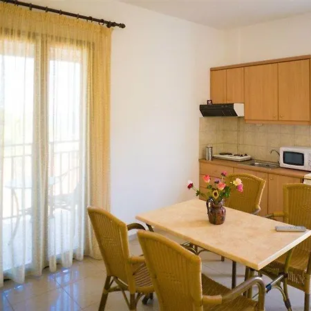 Mariamare Apts 4*